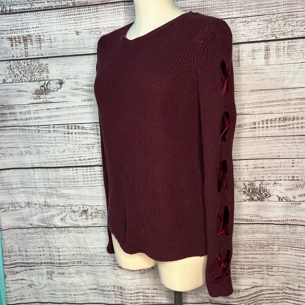 LRL Ralph Lauren Medium Velvet Ribbon Lace Up Sleeve‎ Pullover Crewneck Sweater